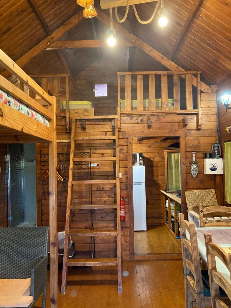 La Cabane Du Raideur Cilaos Exterior photo